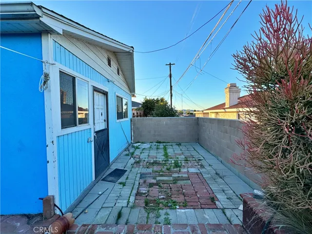 2433 W 238th Street, Torrance, California 90501