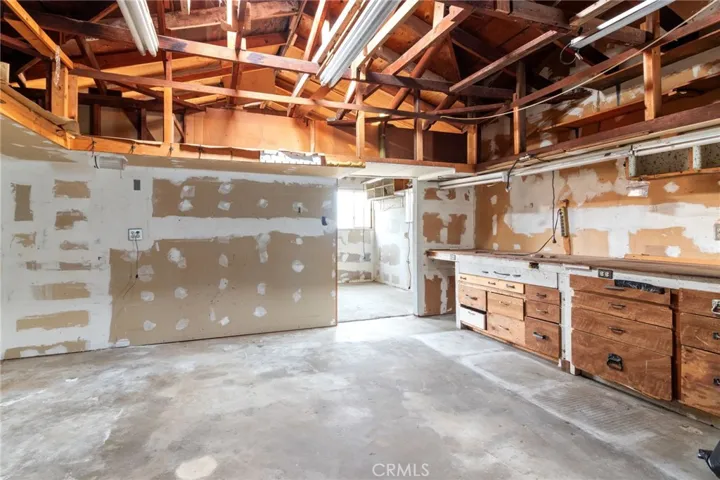 2433 W 238th Street, Torrance, California 90501