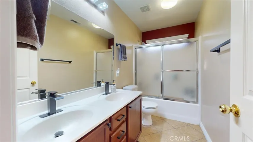 Upstairs Bathroom
