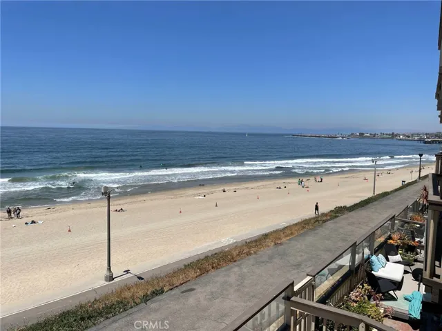 View toward the pier, harbor, and Malibu