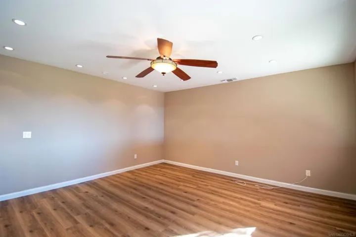 14962 Montana Serena, El Cajon, California 92021