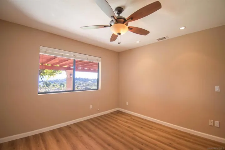 14962 Montana Serena, El Cajon, California 92021