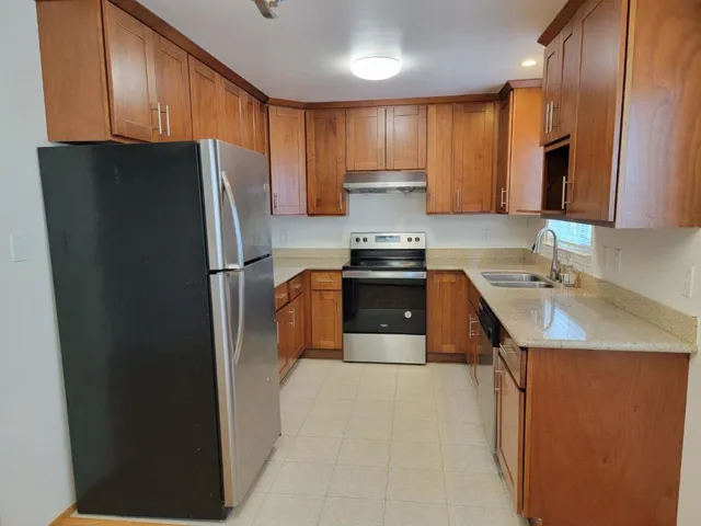 1751 Marco Polo 7, Burlingame, California 94010