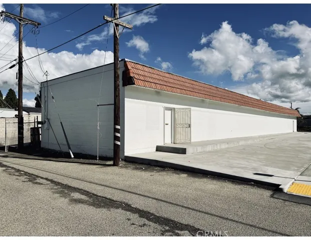 911 E Chestnut Avenue, Lompoc, California 93436