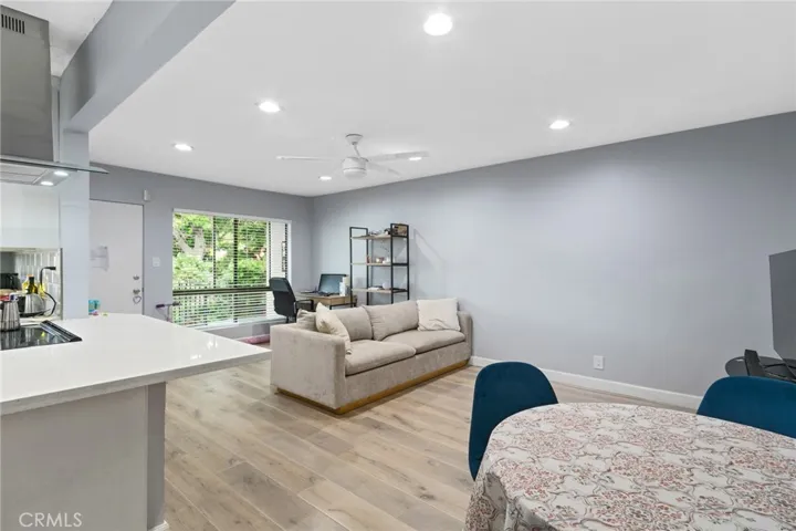 2310 E 5th Street, Long Beach, California 90814