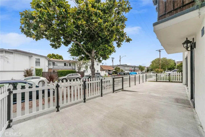 2310 E 5th Street, Long Beach, California 90814