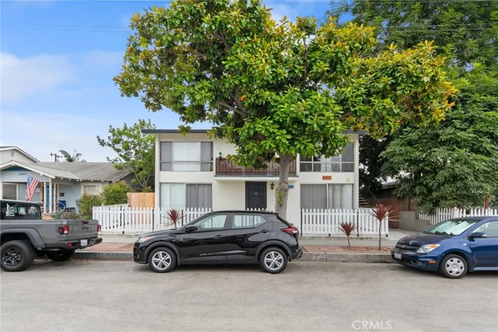 2310 E 5th Street, Long Beach, California 90814