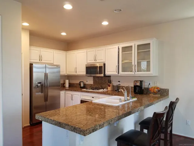 9408 Questa Pointe, San Diego, California 92126