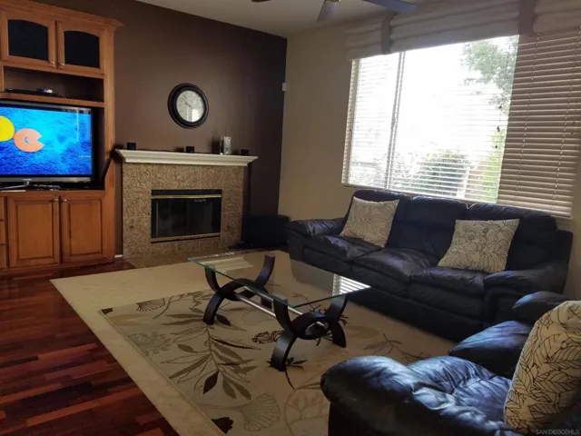 9408 Questa Pointe, San Diego, California 92126