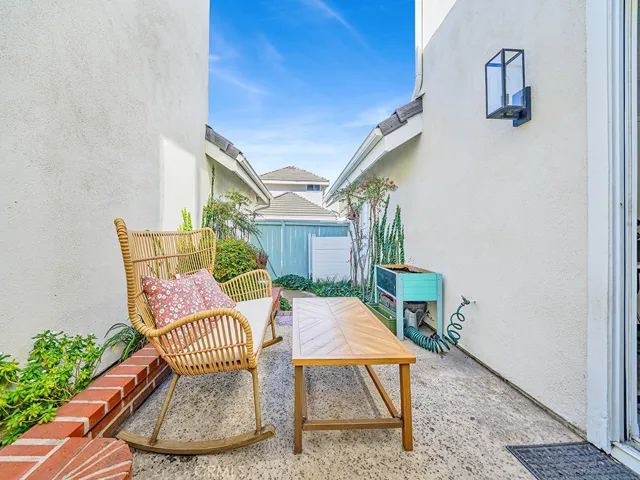 16 Seawind, Irvine, California 92614