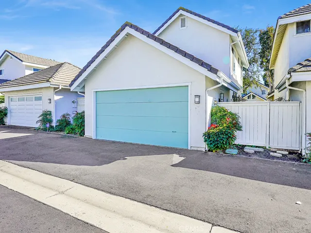 16 Seawind, Irvine, California 92614
