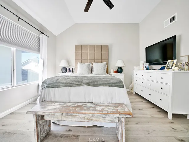 16 Seawind, Irvine, California 92614