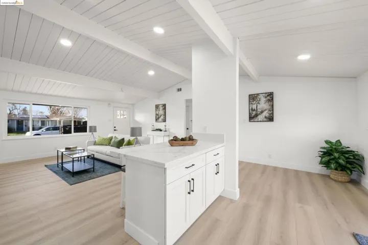 3048 Laurence Ct, Concord, California 94520