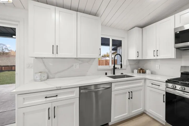 3048 Laurence Ct, Concord, California 94520