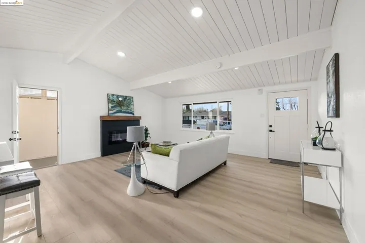 3048 Laurence Ct, Concord, California 94520