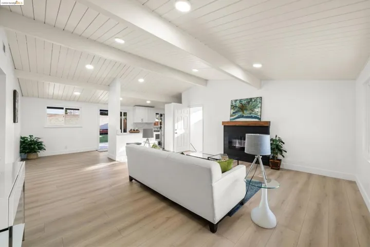 3048 Laurence Ct, Concord, California 94520