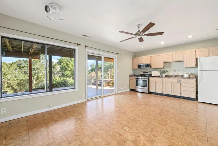 3865 Page Mill Road, Los Altos Hills, California 94022