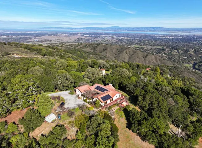 3865 Page Mill Road, Los Altos Hills, California 94022