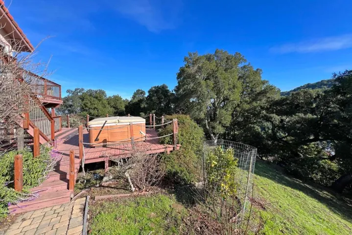 3865 Page Mill Road, Los Altos Hills, California 94022