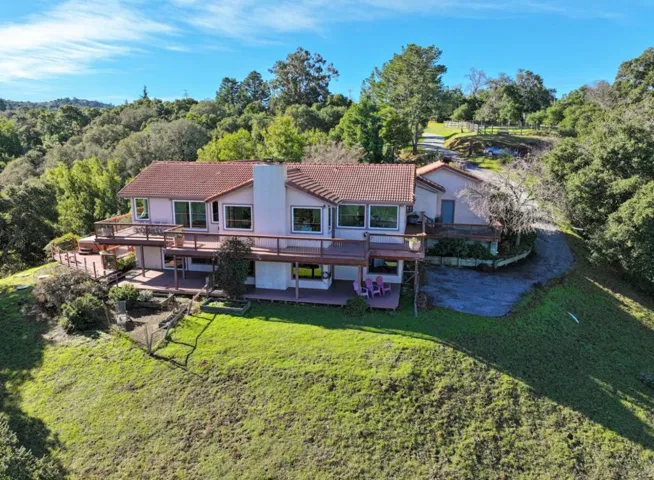 3865 Page Mill Road, Los Altos Hills, California 94022