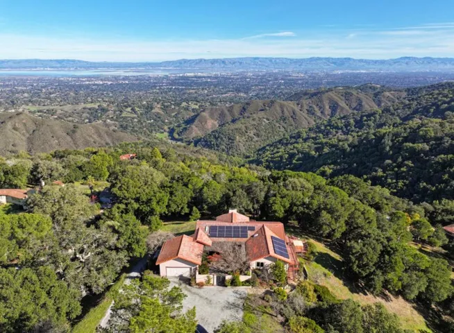 3865 Page Mill Road, Los Altos Hills, California 94022