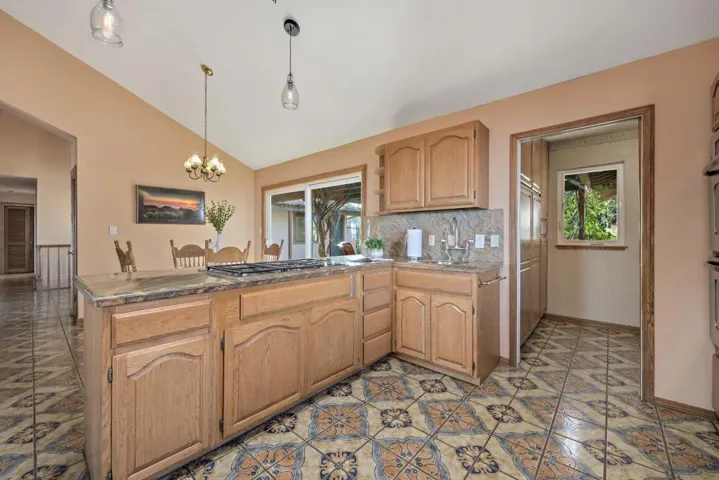 3865 Page Mill Road, Los Altos Hills, California 94022