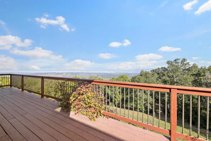 3865 Page Mill Road, Los Altos Hills, California 94022
