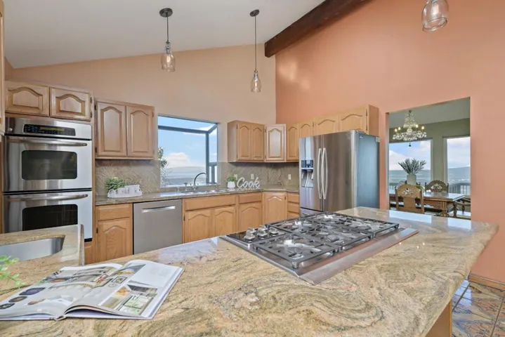 3865 Page Mill Road, Los Altos Hills, California 94022