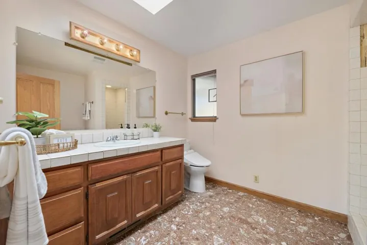 3865 Page Mill Road, Los Altos Hills, California 94022