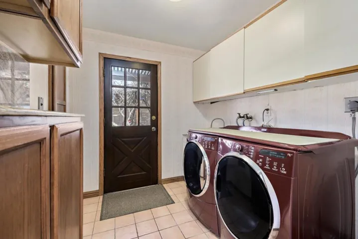 3865 Page Mill Road, Los Altos Hills, California 94022