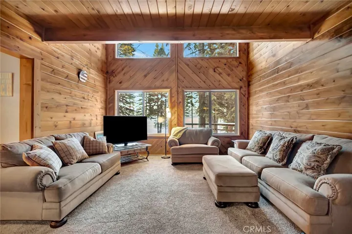 167 Lake Almanor West Drive, Chester, California 96020