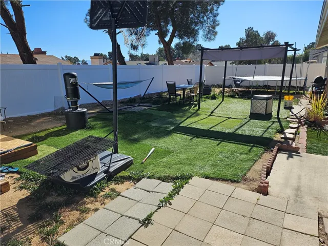 15061 Arlette Drive, Victorville, California 92394