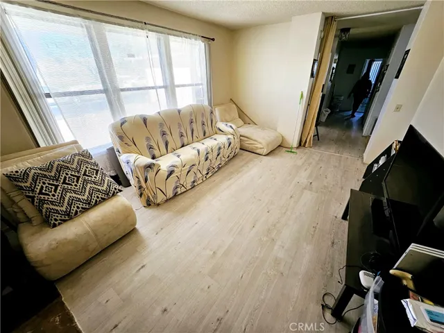 15061 Arlette Drive, Victorville, California 92394