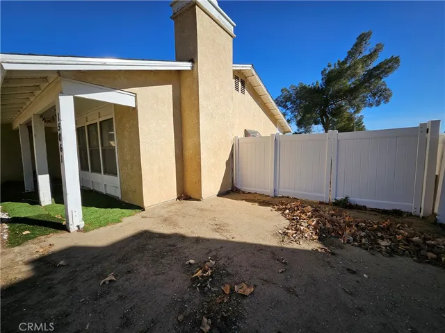 15061 Arlette Drive, Victorville, California 92394
