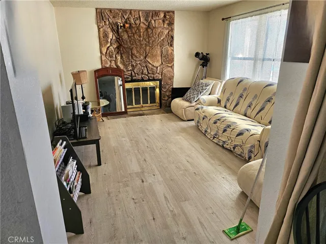 15061 Arlette Drive, Victorville, California 92394