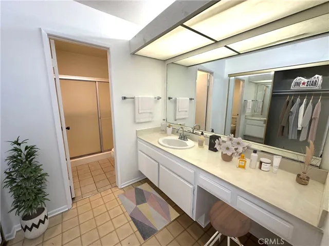 5576 E Vista Del Rio, Anaheim Hills, California 92807