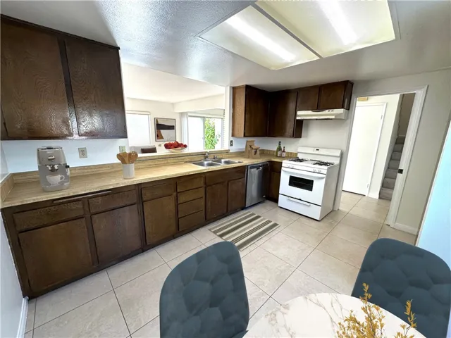5576 E Vista Del Rio, Anaheim Hills, California 92807