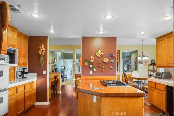 184 S Trish Court, Anaheim Hills, California 92808