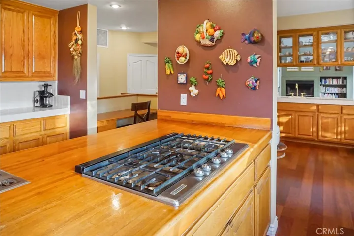 184 S Trish Court, Anaheim Hills, California 92808