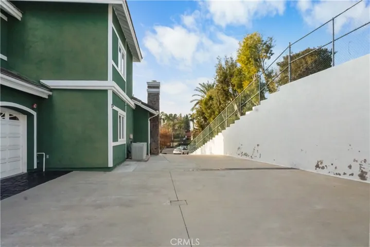 184 S Trish Court, Anaheim Hills, California 92808