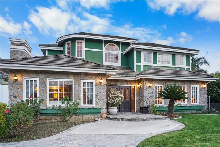 184 S Trish Court, Anaheim Hills, California 92808