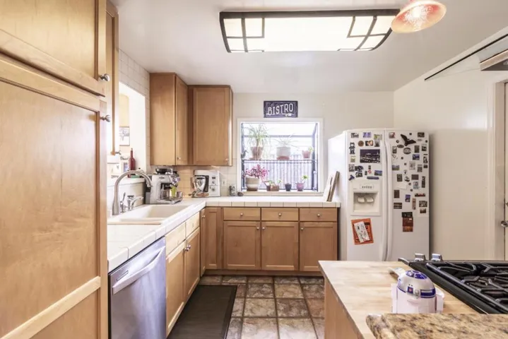 1625 Cottage Grove Avenue, San Mateo, California 94401