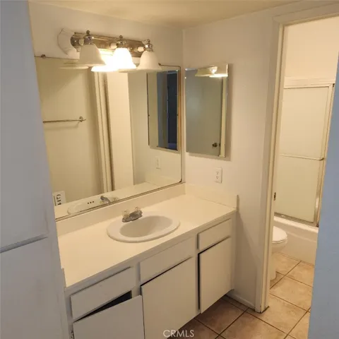 2821 S Fairview Street G, Santa Ana, California 92704