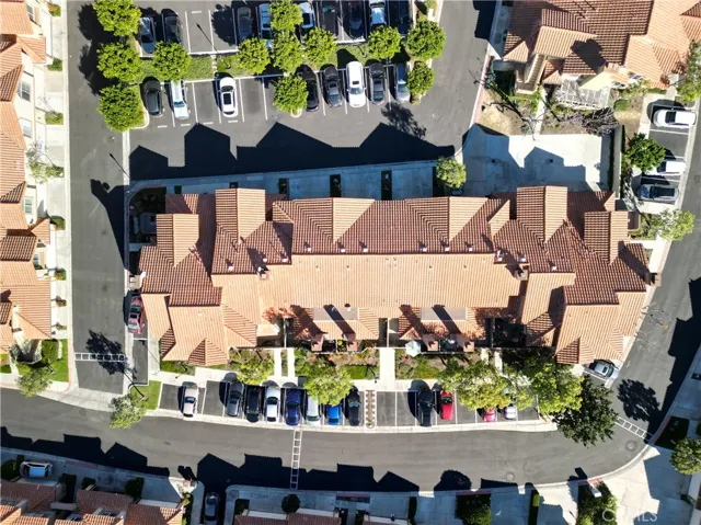 20 Vista Sierra 24, Rancho Santa Margarita, California 92688