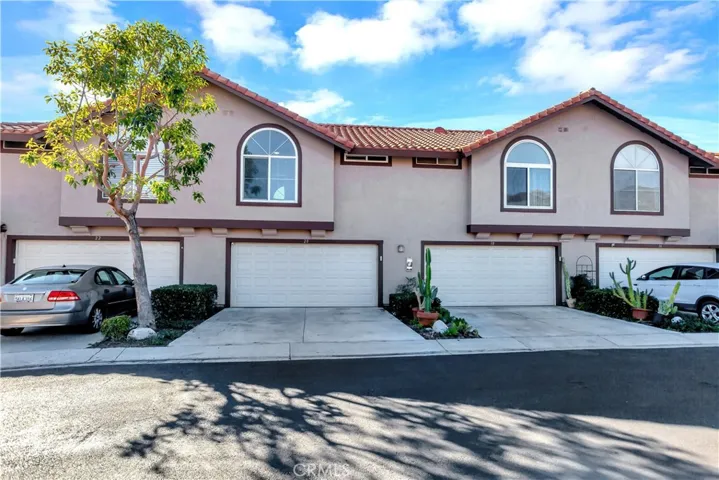 20 Vista Sierra 24, Rancho Santa Margarita, California 92688