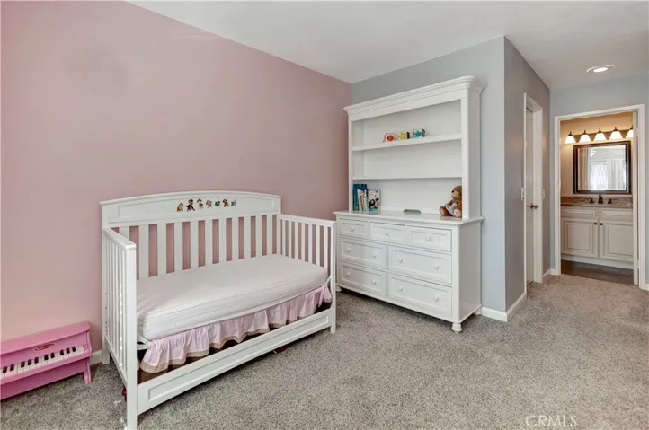 20 Vista Sierra 24, Rancho Santa Margarita, California 92688