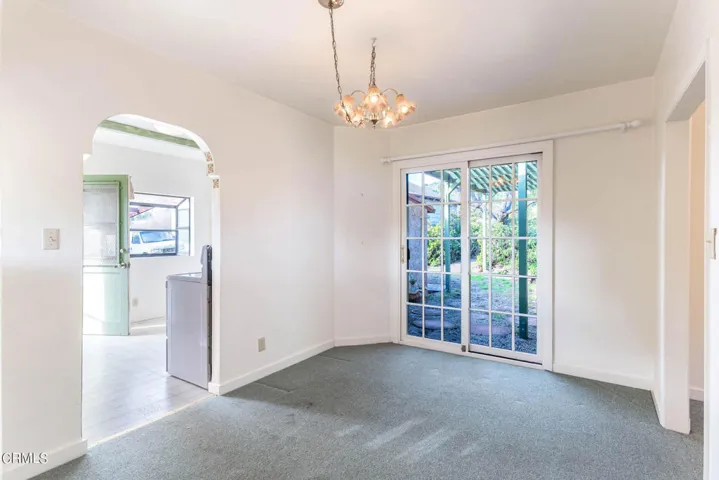 435 Mesa Dr  -  HsHProd - 20