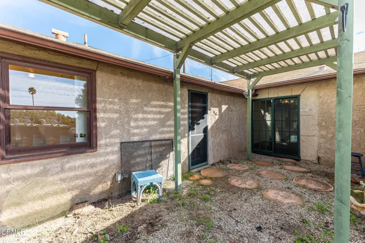 435 Mesa Dr  -  HsHProd - 10