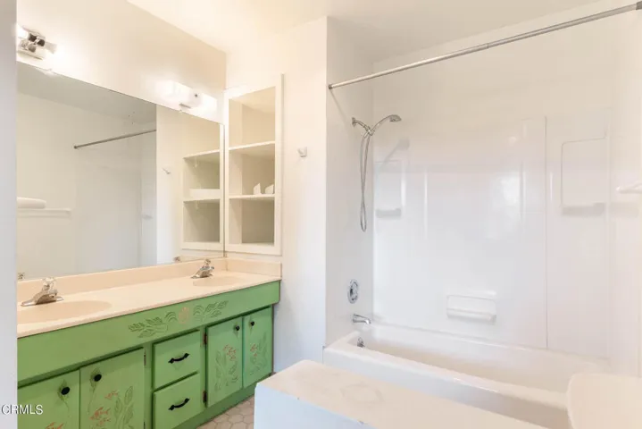 435 Mesa Dr - HsHProd - 30
