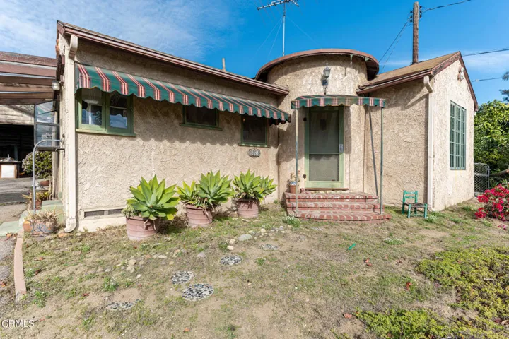 435 Mesa Dr  -  HsHProd - 12